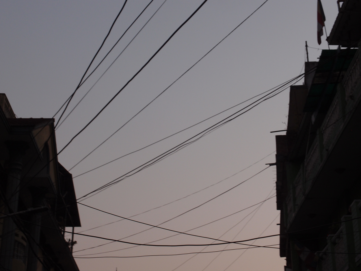 2018-01-15 18 Uhr - Drähte & Tonga (Foto) 